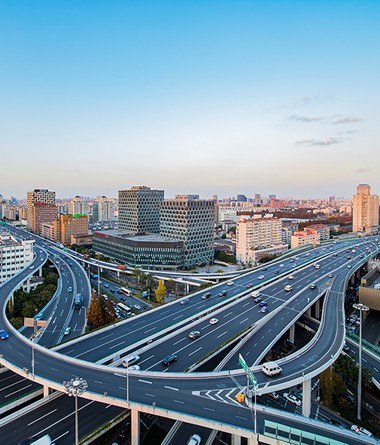 強(qiáng)化電動(dòng)車管理，保障城市交通秩序與公共安全